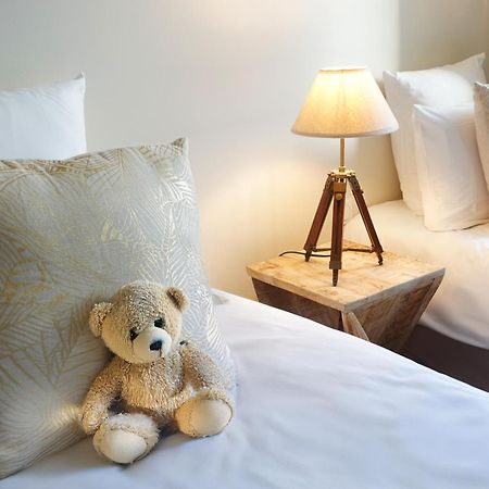 Hotel Des Isles バルヌヴィル・カルトゥレ エクステリア 写真