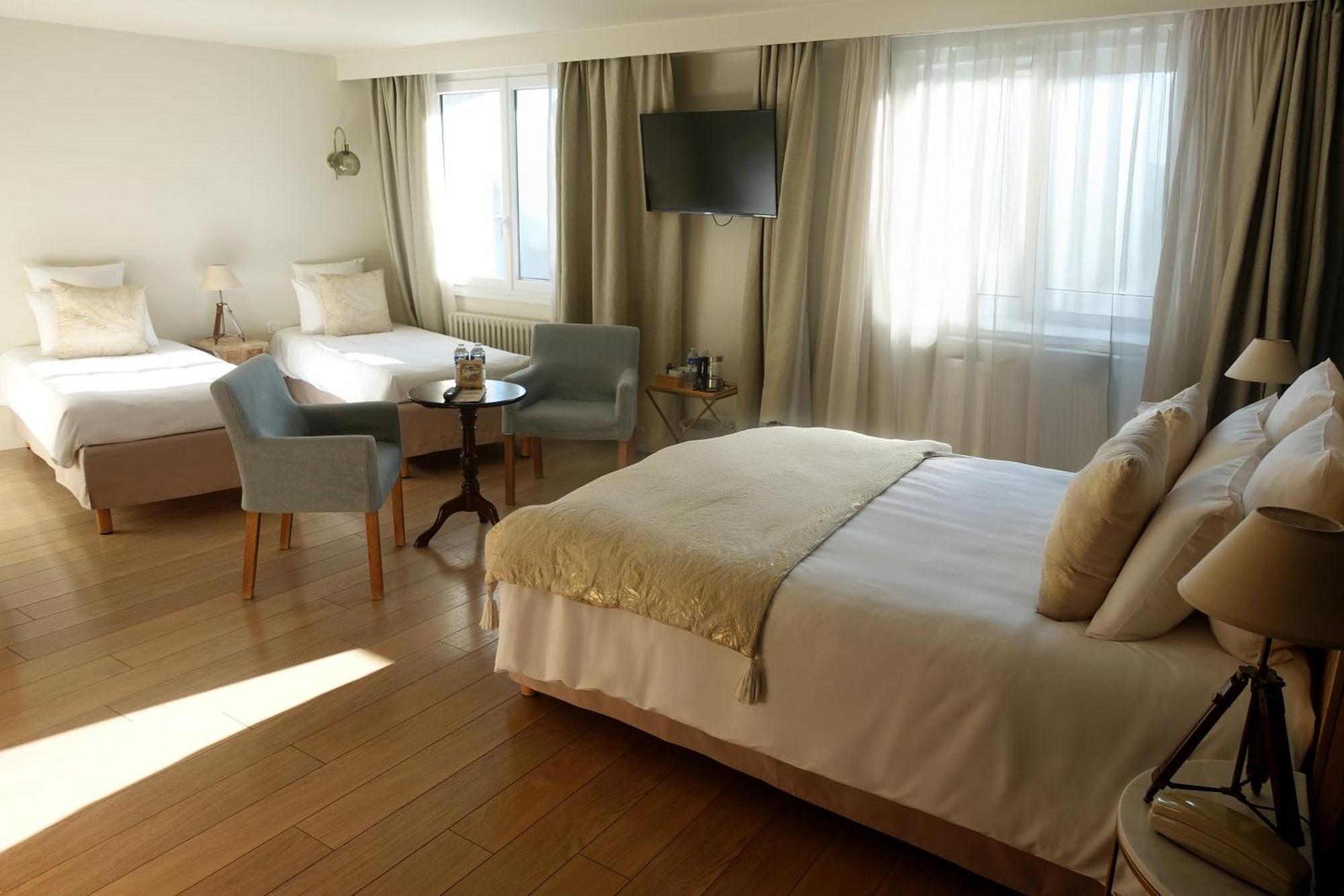 Hotel Des Isles バルヌヴィル・カルトゥレ エクステリア 写真