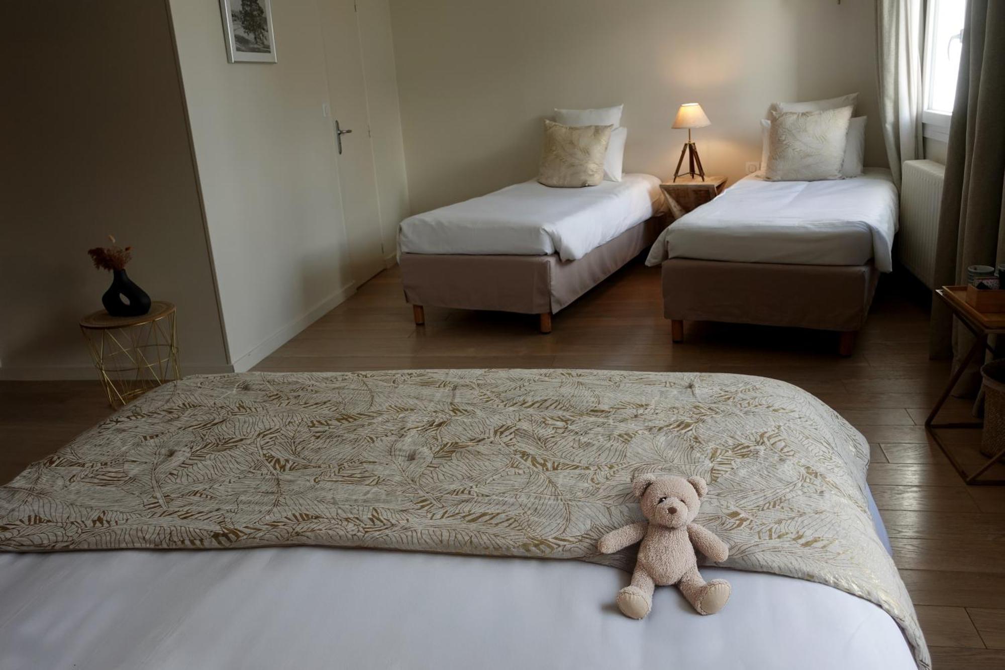 Hotel Des Isles バルヌヴィル・カルトゥレ エクステリア 写真